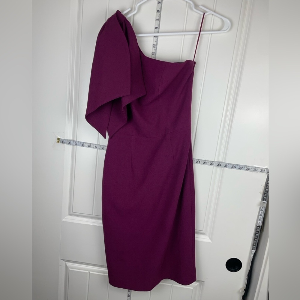 Elegant Magenta Midi Dress - Picture 4 of 13